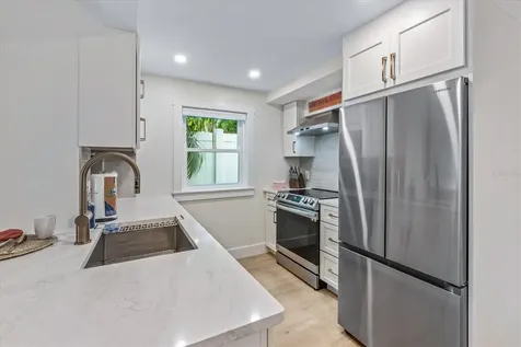 112 Cedar Avenue Anna Maria FL 34216