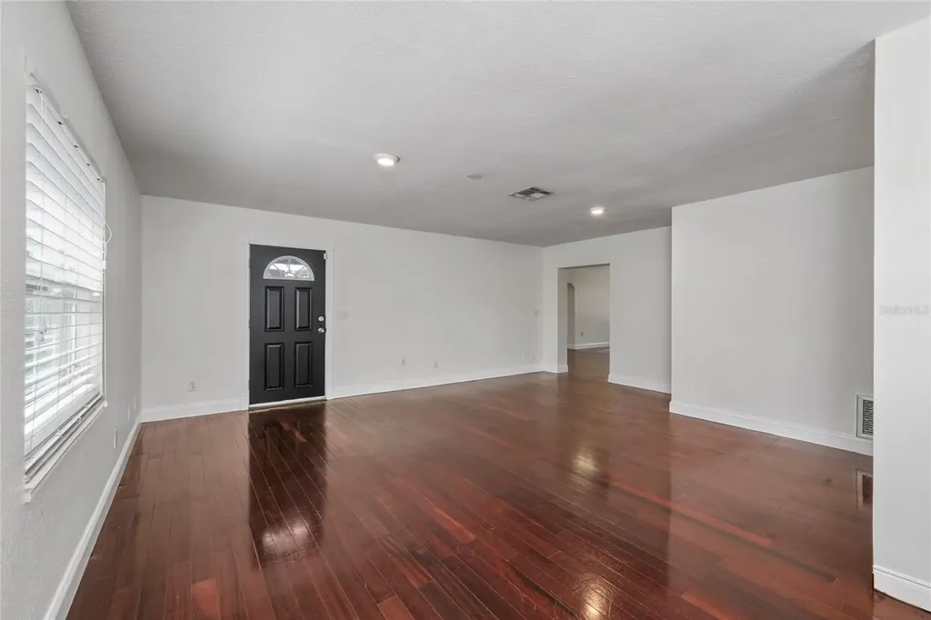 4211 S Anita Boulevard Tampa FL 33611