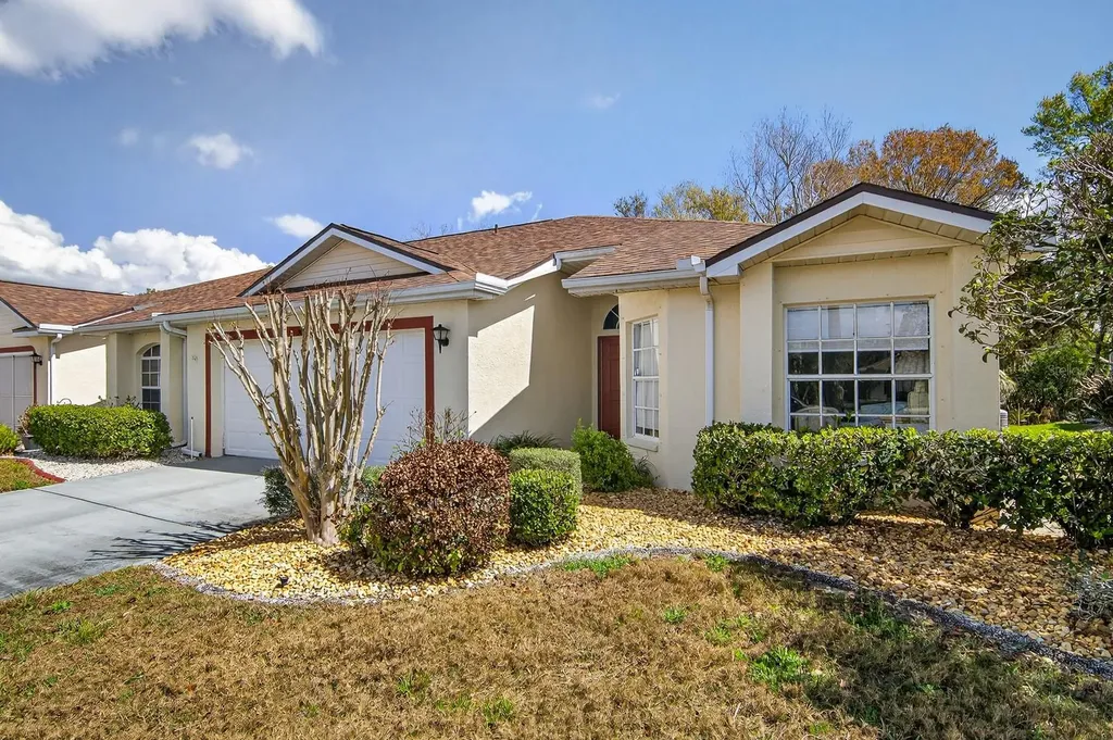 2005 Gardenia Landings Lane Sun City Center FL 33573