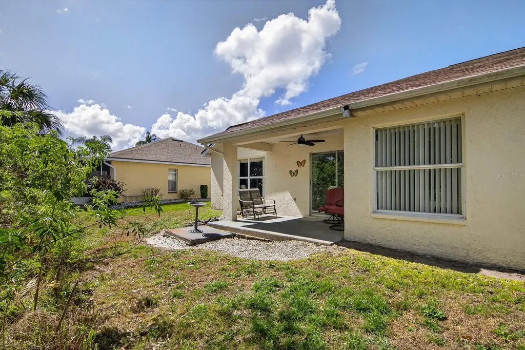 2005 Gardenia Landings Lane Sun City Center FL 33573