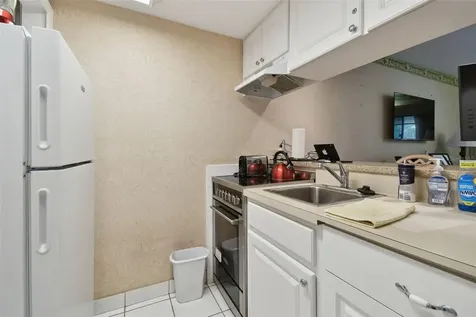 36750 Us Highway 19 N Palm Harbor FL 34684