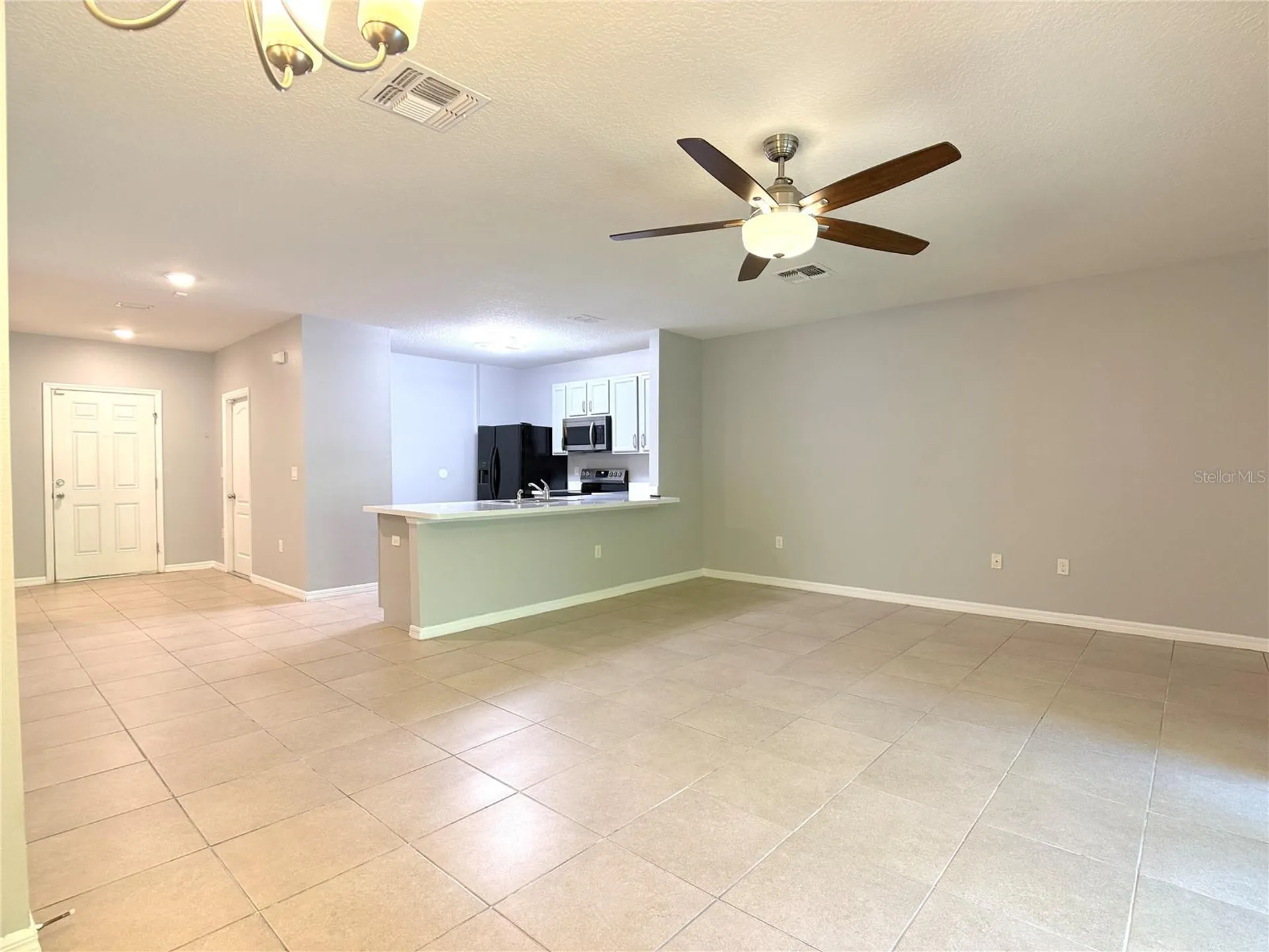 447 Arbor Lakes Drive Davenport FL 33896