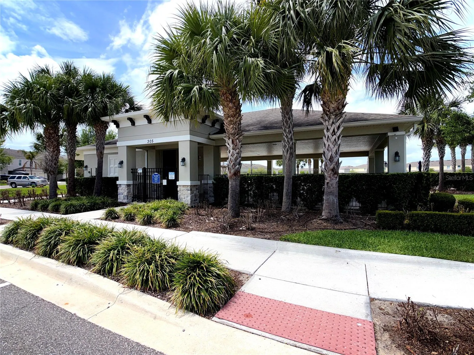 447 Arbor Lakes Drive Davenport FL 33896