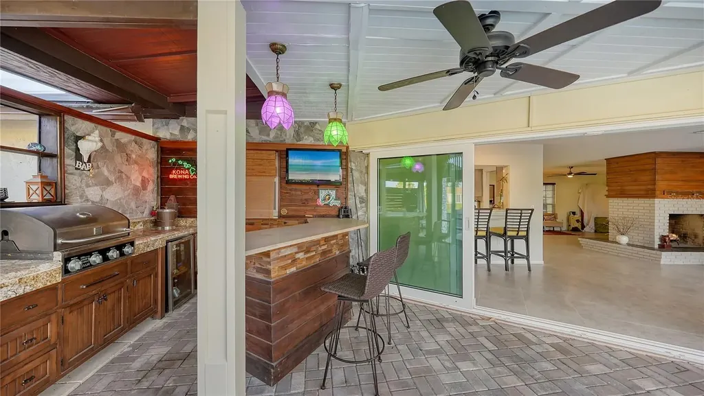 5500 Merrimac Drive Sarasota FL 34231