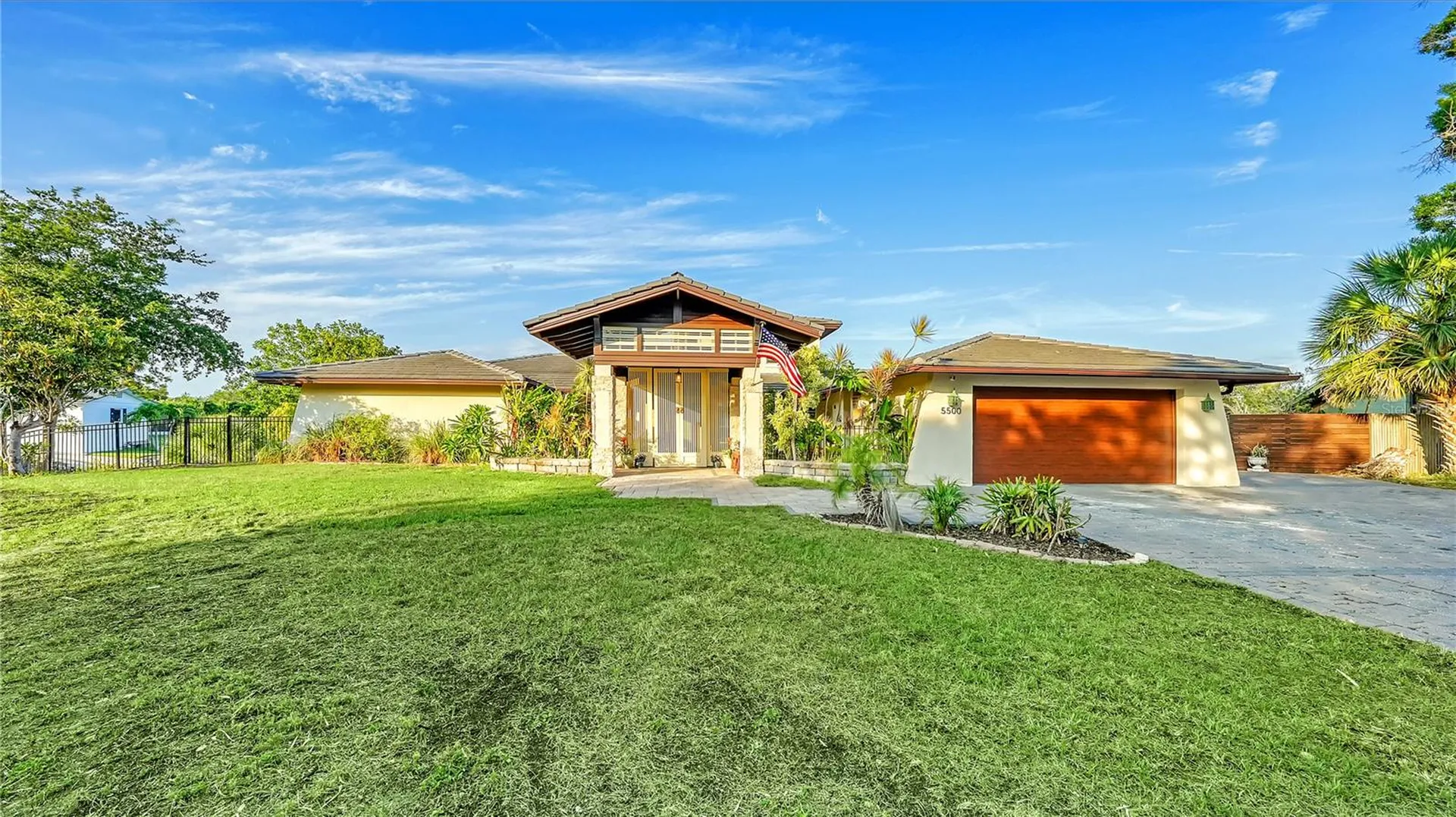 Sarasota FL, 5500 Merrimac Drive