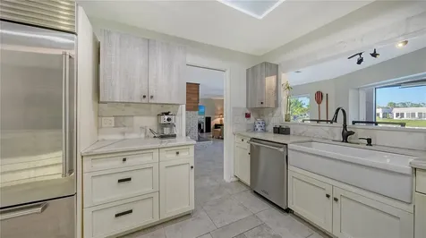 5500 Merrimac Drive Sarasota FL 34231