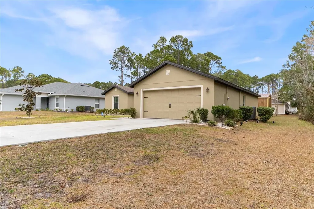 50 Ullian Trail Palm Coast FL 32164