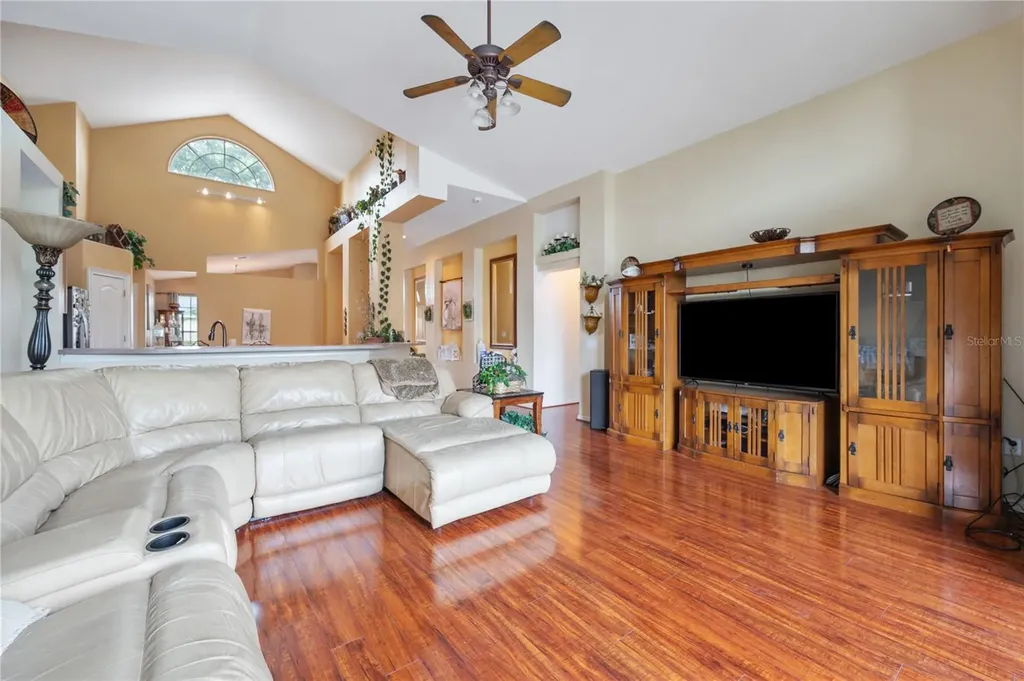 101 Kiana Drive Brandon FL 33511