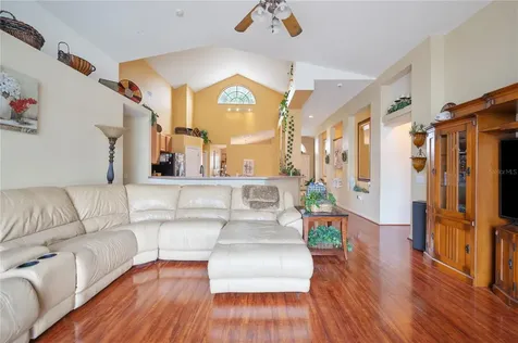 101 Kiana Drive Brandon FL 33511
