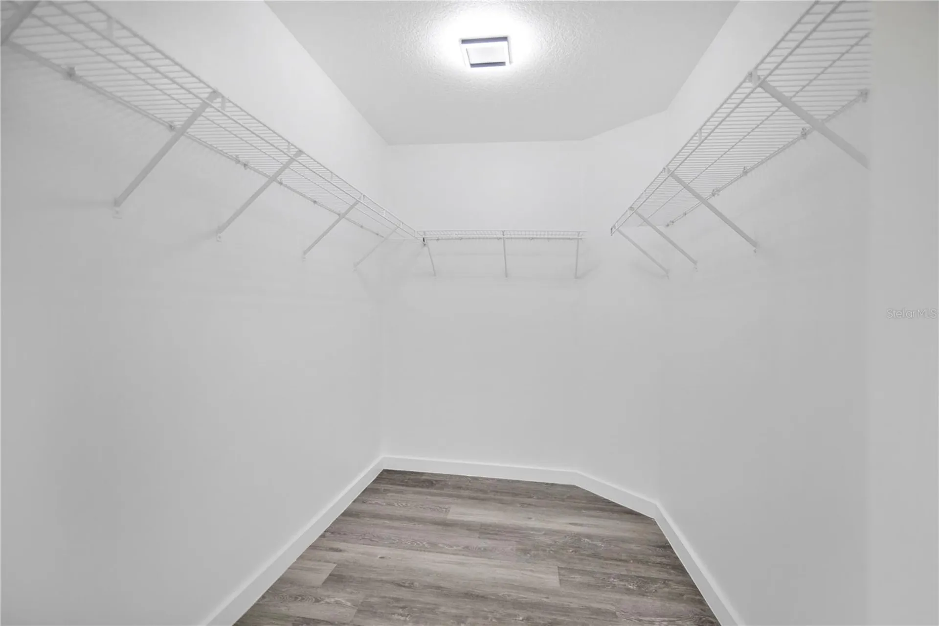 1120 Dunbridge Street Apopka FL 32703