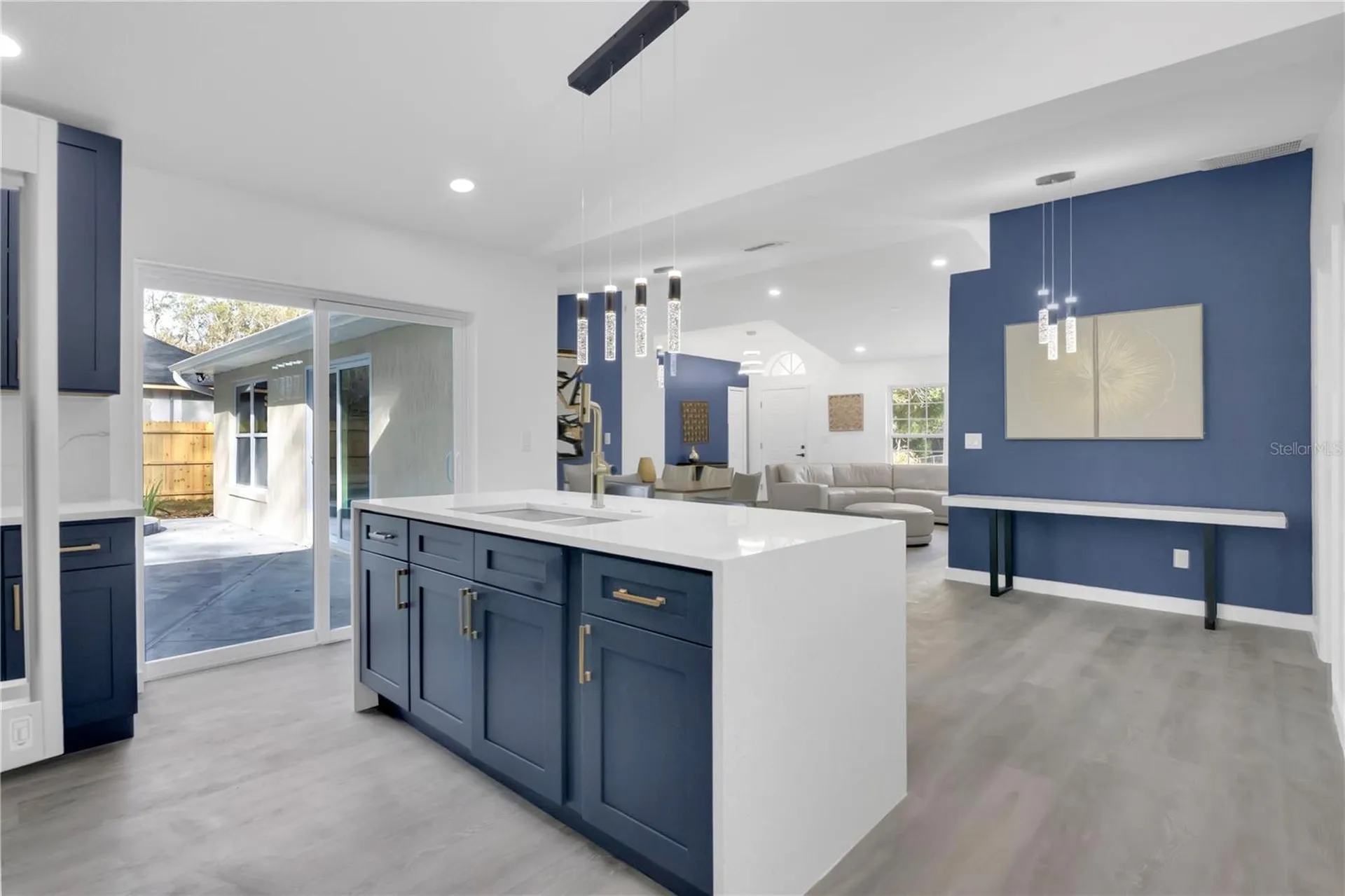 1120 Dunbridge Street Apopka FL 32703