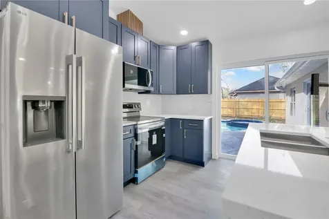 1120 Dunbridge Street Apopka FL 32703