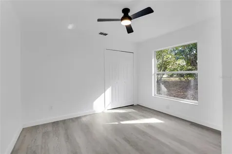 1120 Dunbridge Street Apopka FL 32703