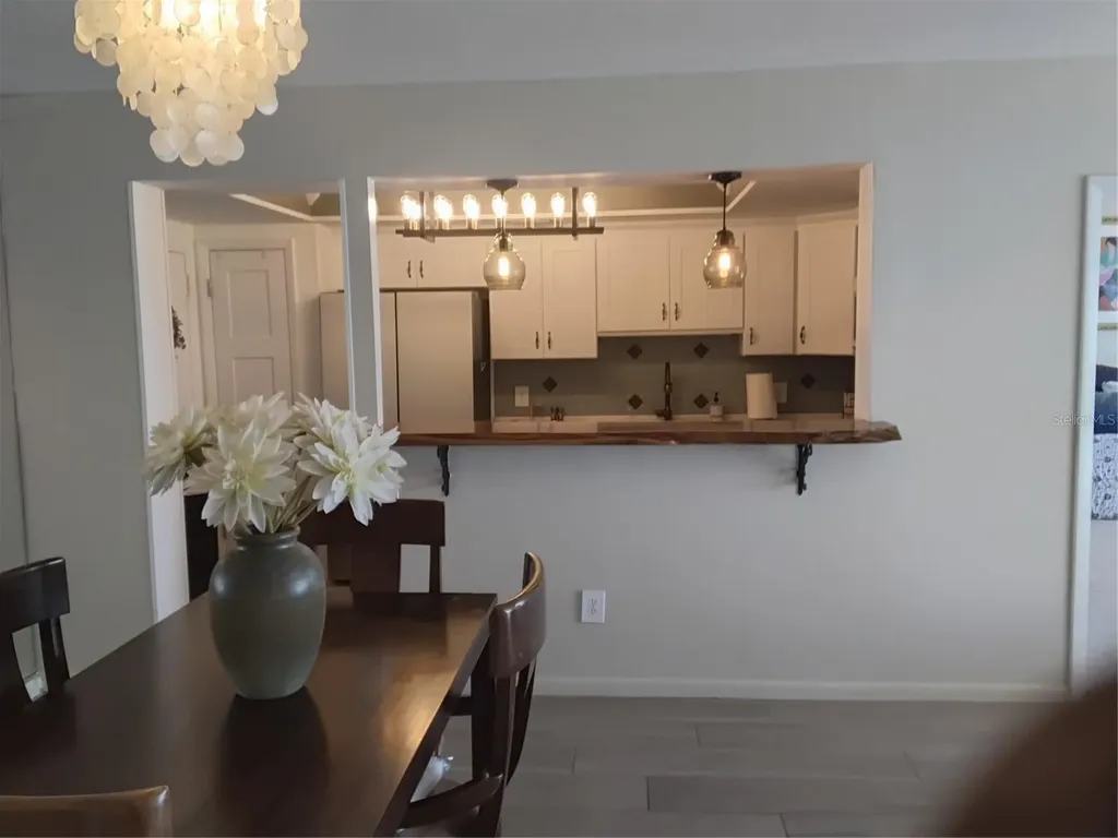 7100 Sunshine Skyway Lane S St Petersburg FL 33711