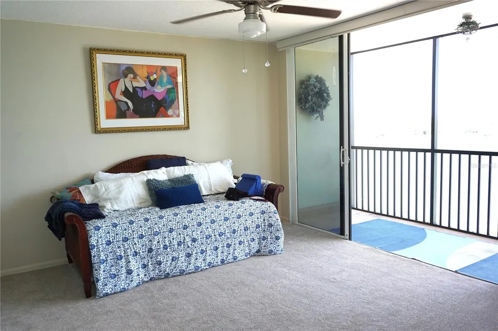 7100 Sunshine Skyway Lane S St Petersburg FL 33711
