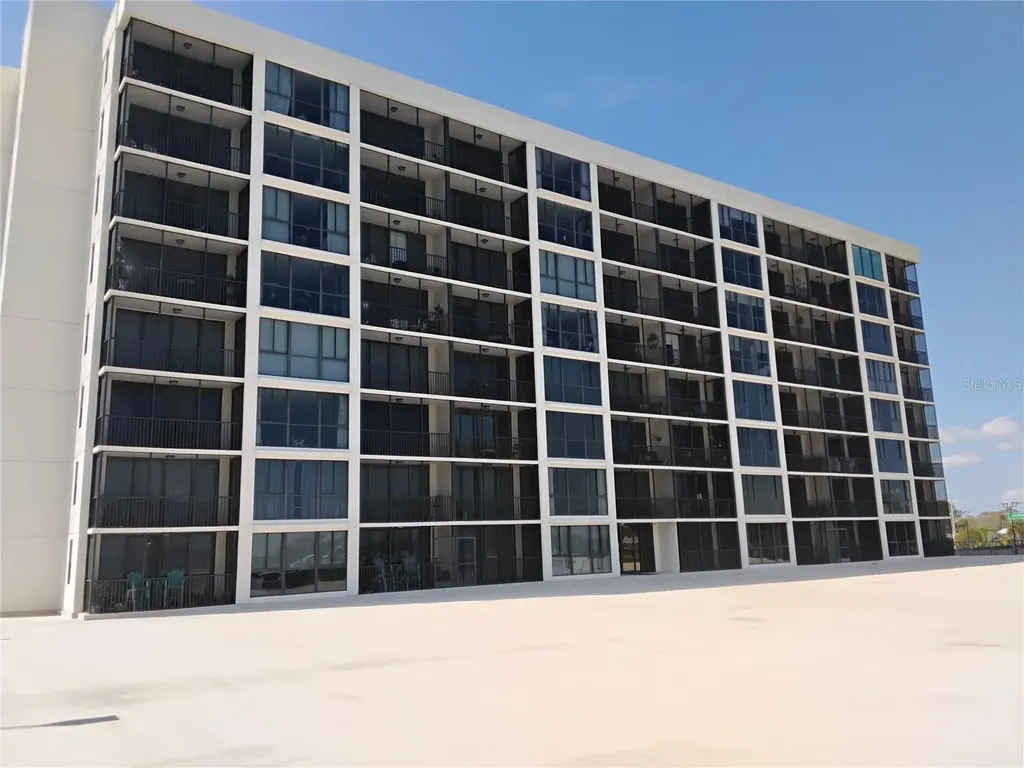 7100 Sunshine Skyway Lane S St Petersburg FL 33711