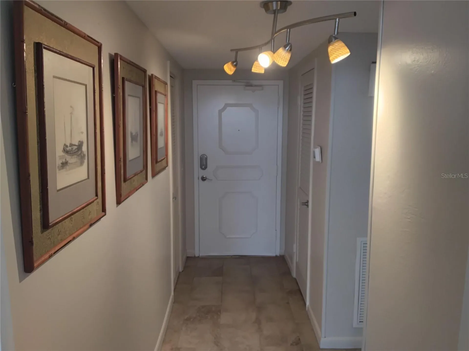 7100 Sunshine Skyway Lane S St Petersburg FL 33711