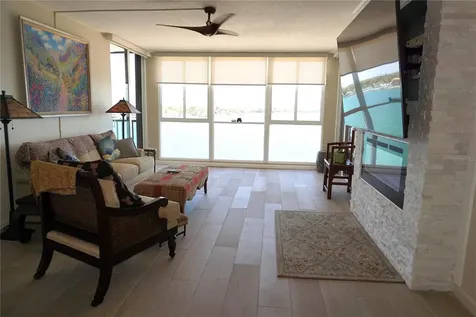 7100 Sunshine Skyway Lane S St Petersburg FL 33711