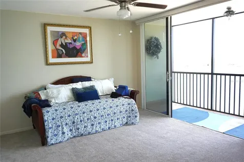 7100 Sunshine Skyway Lane S St Petersburg FL 33711