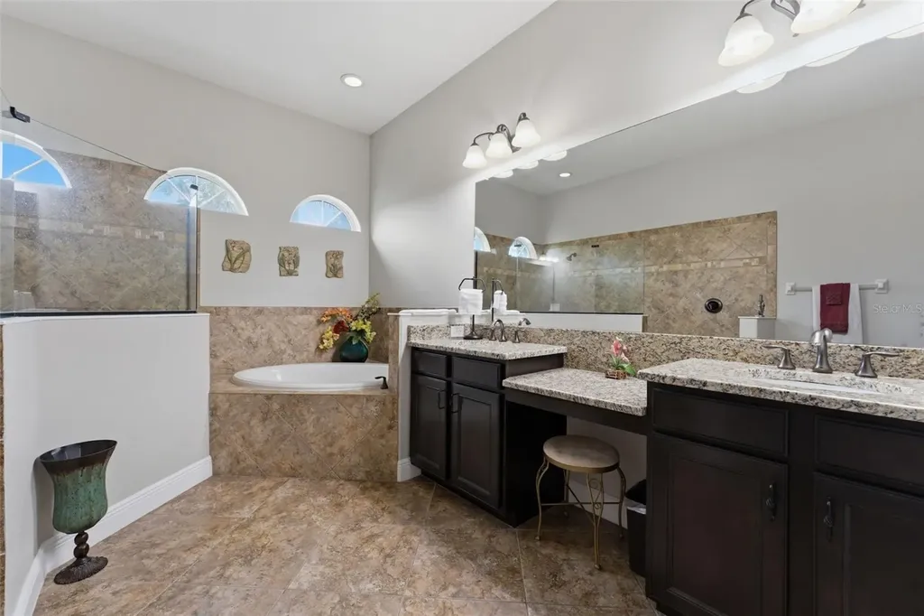 112 170th Street E Bradenton FL 34212
