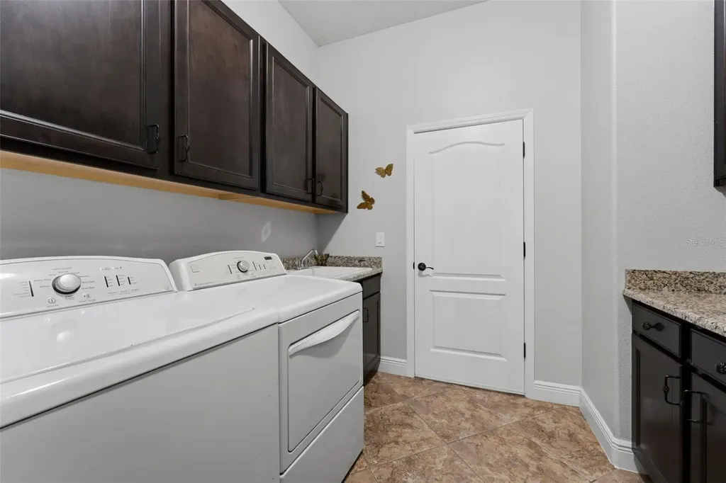 112 170th Street E Bradenton FL 34212