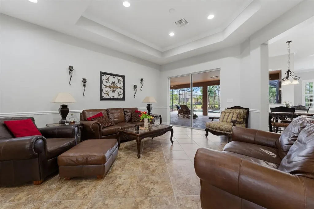 112 170th Street E Bradenton FL 34212