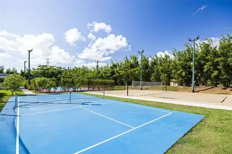Monte Azul 193 Guaynabo PR 00969
