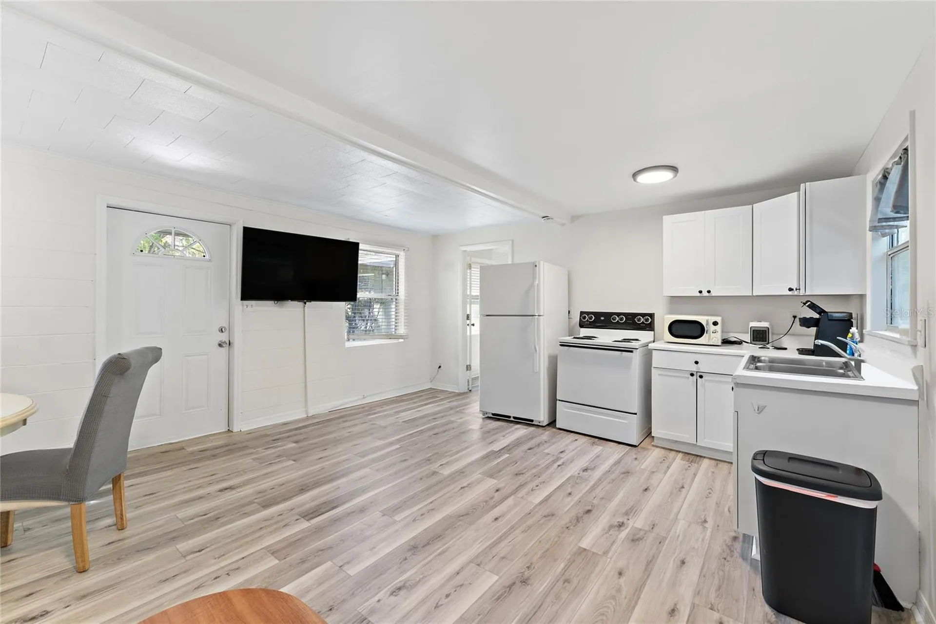8533 W Miss Maggie Drive Homosassa FL 34448
