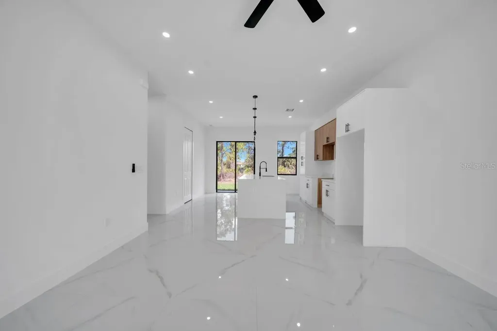 637 Summit Avenue S Lehigh Acres FL 33974