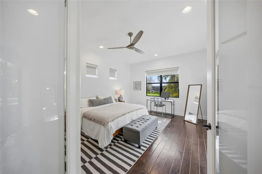 7817 Passionflower Drive Sarasota FL 34241