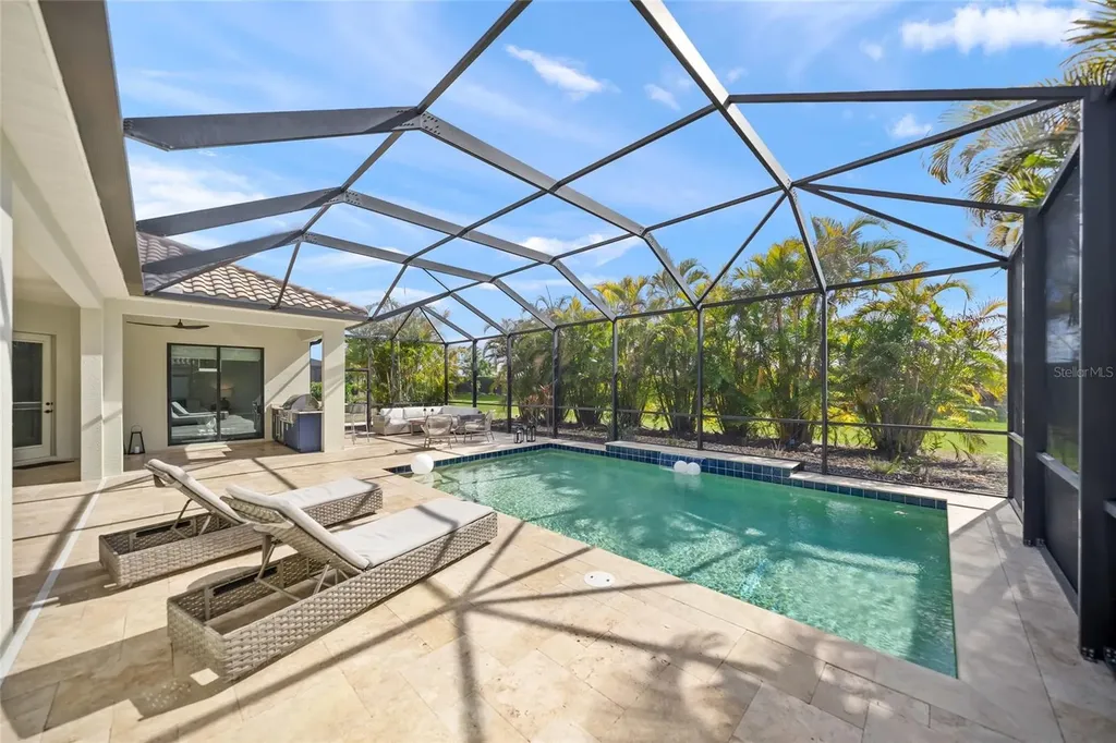 7817 Passionflower Drive Sarasota FL 34241