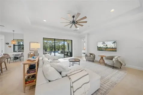 7817 Passionflower Drive Sarasota FL 34241