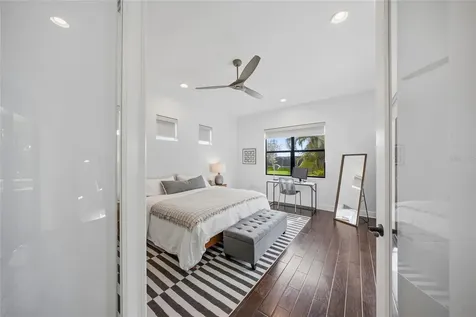 7817 Passionflower Drive Sarasota FL 34241