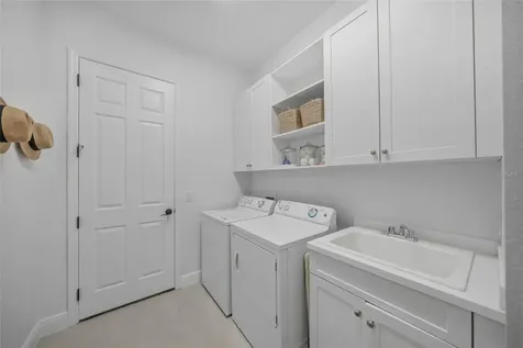 7817 Passionflower Drive Sarasota FL 34241