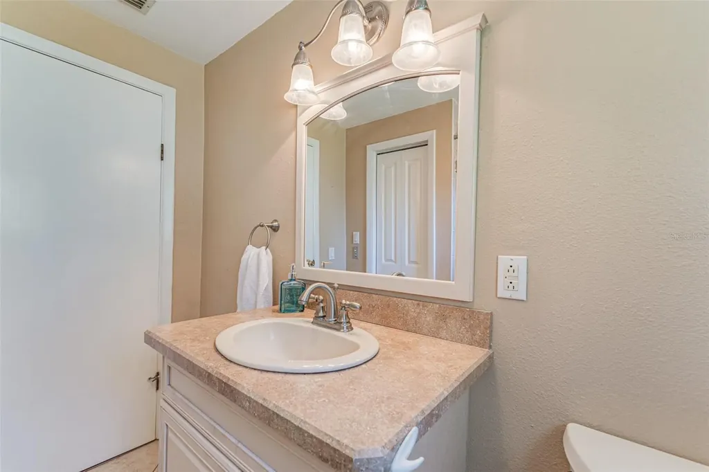 8585 W Miss Maggie Drive Homosassa FL 34448