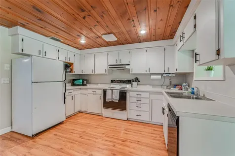 8585 W Miss Maggie Drive Homosassa FL 34448