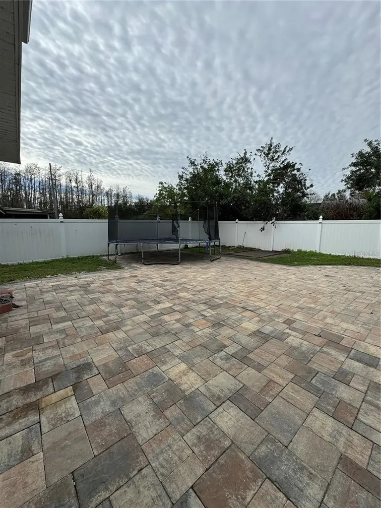 604 Tamarin Lane Kissimmee FL 34759
