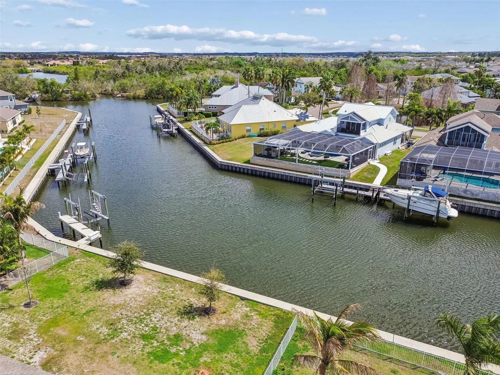 958 Signet Drive Apollo Beach FL 33572