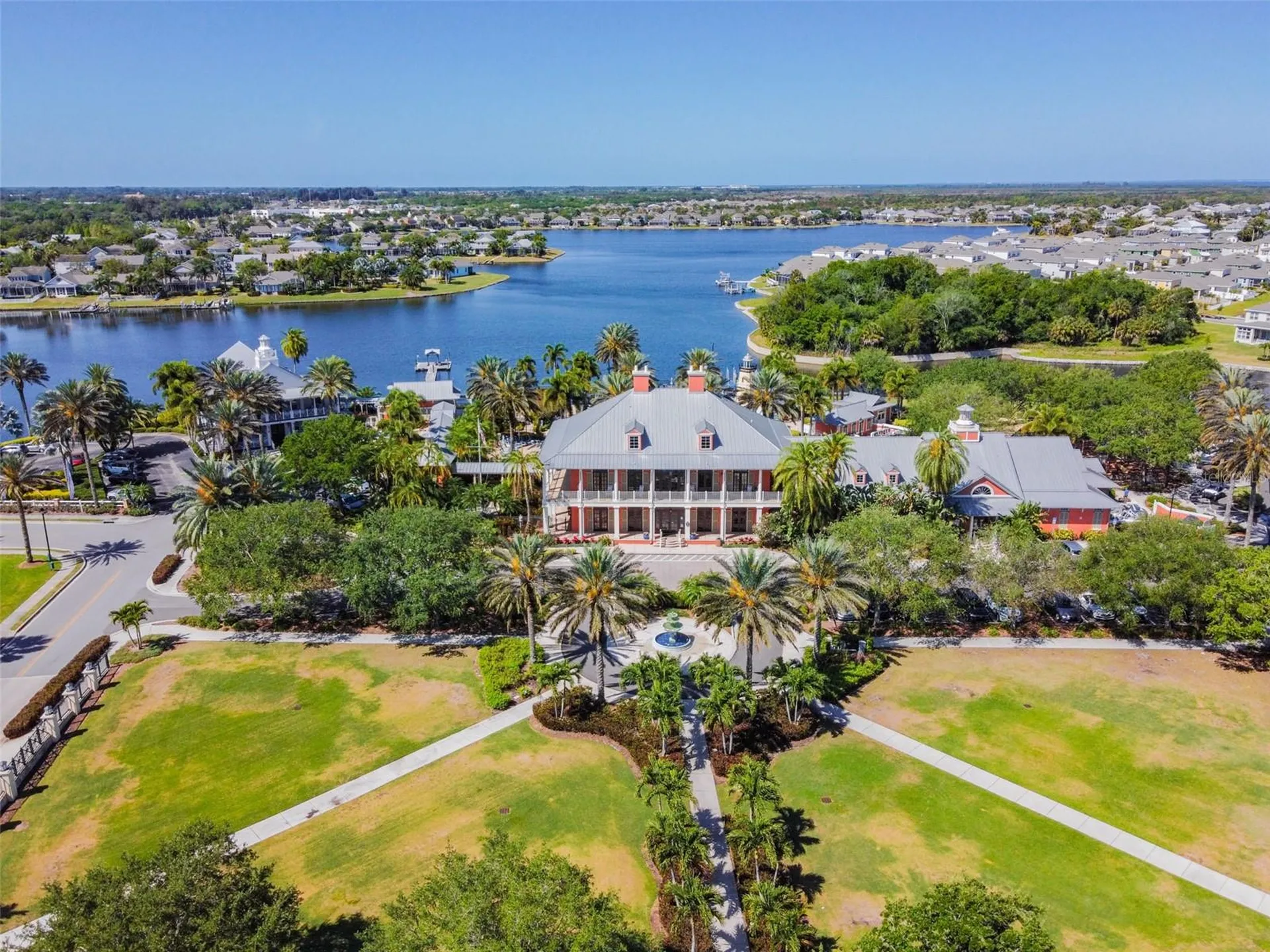 958 Signet Drive Apollo Beach FL 33572