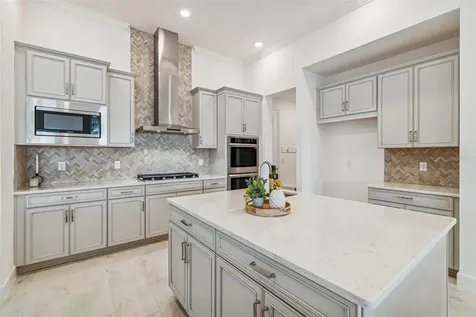 958 Signet Drive Apollo Beach FL 33572