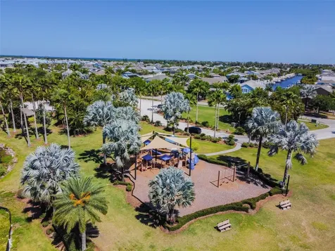 958 Signet Drive Apollo Beach FL 33572
