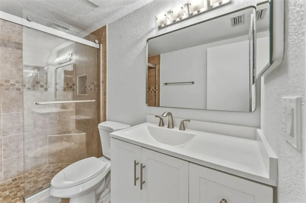 11409 8th Street N St Petersburg FL 33716