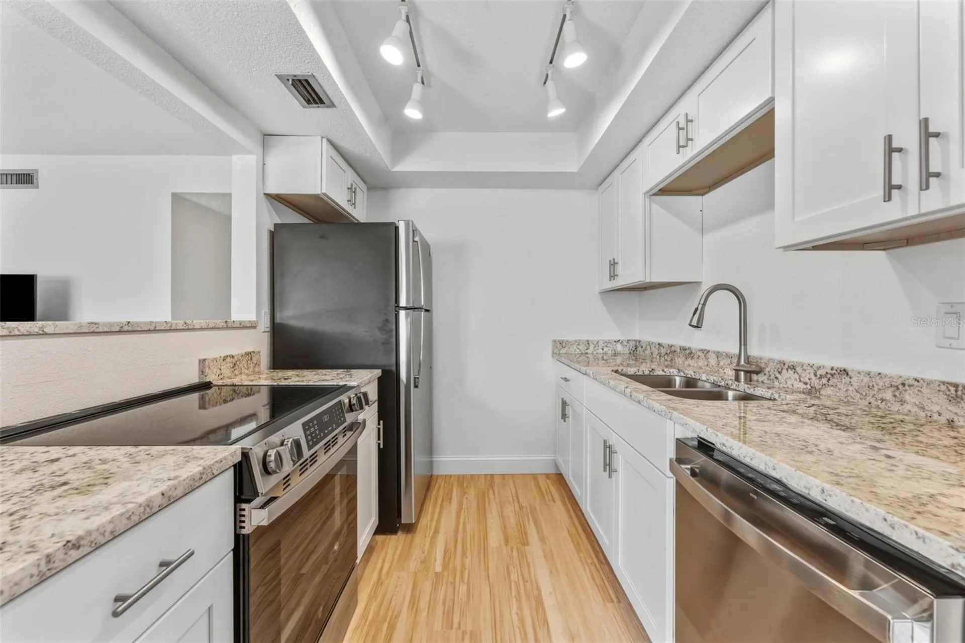 11409 8th Street N St Petersburg FL 33716