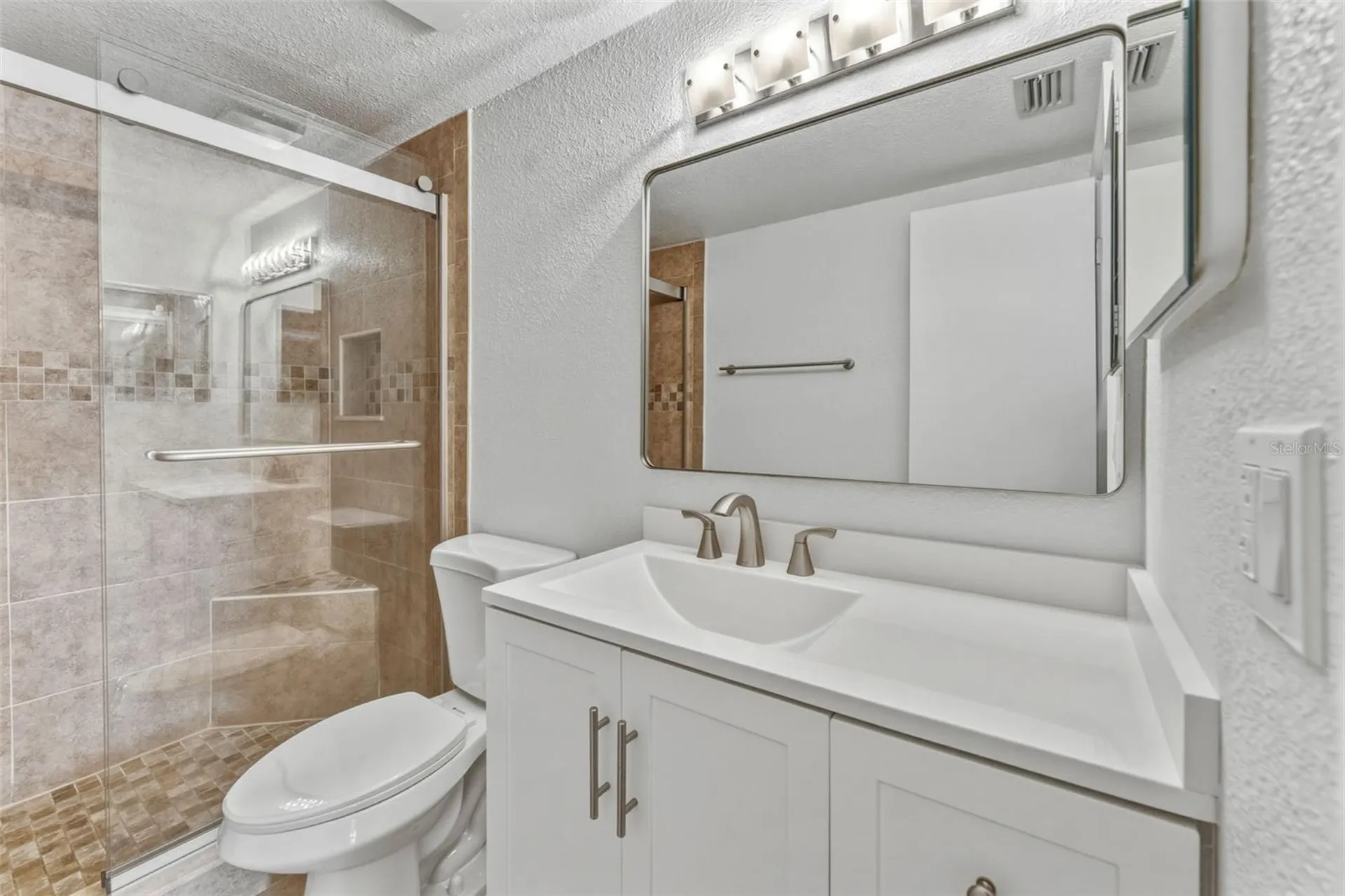 11409 8th Street N St Petersburg FL 33716