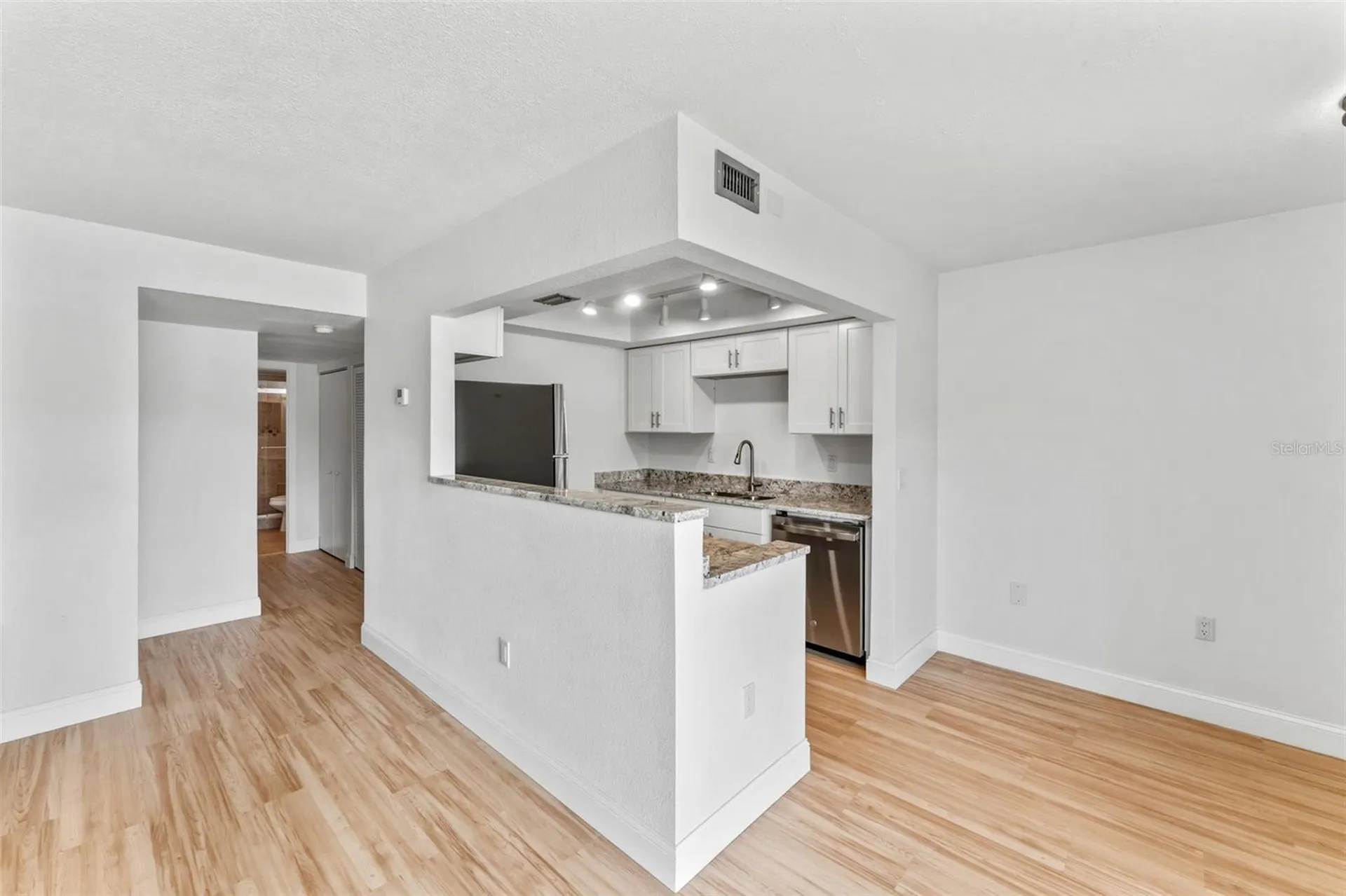 11409 8th Street N St Petersburg FL 33716