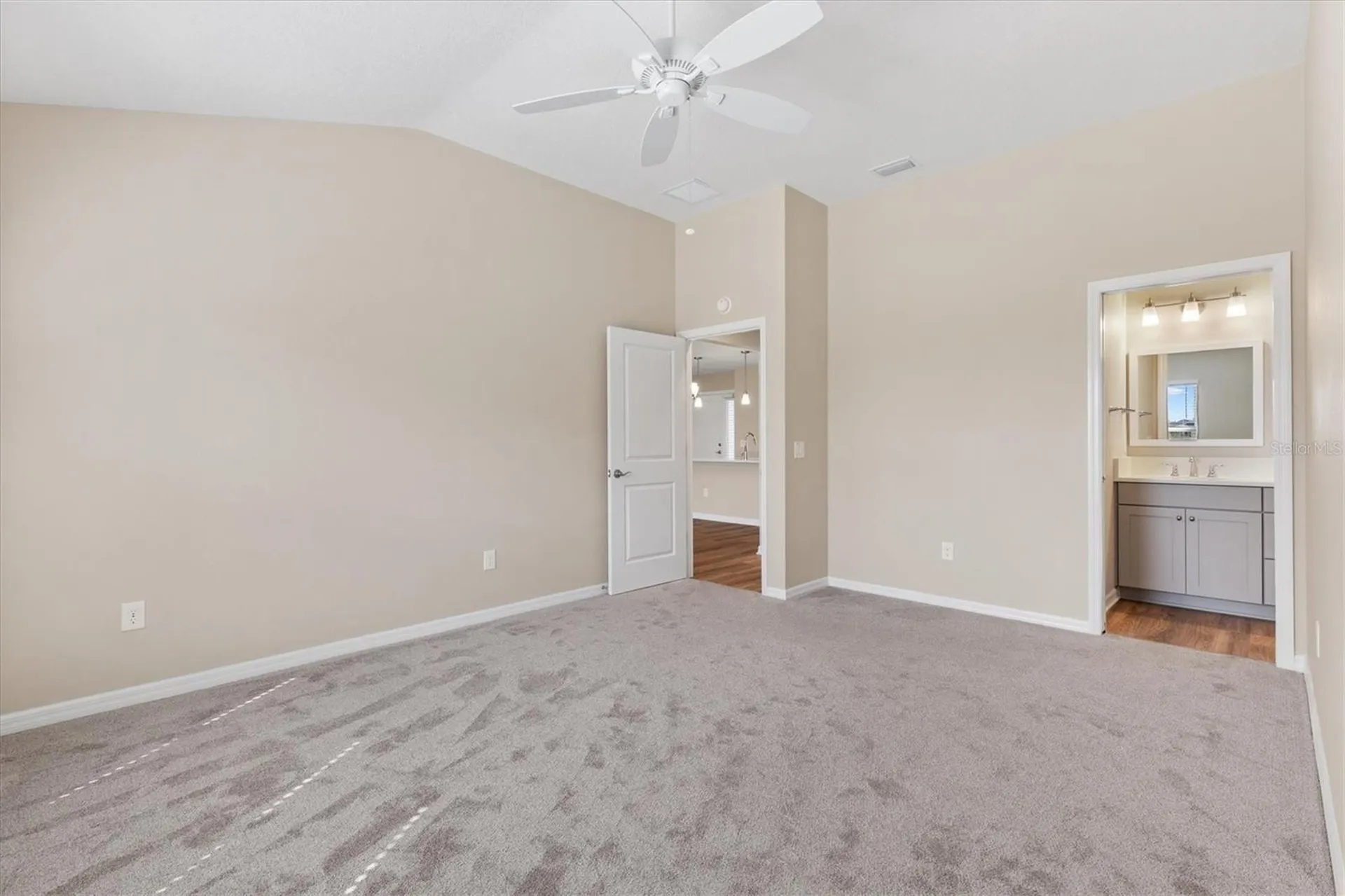 1896 Mcmurtrie Loop The Villages FL 34762