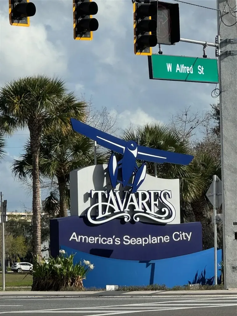 Cove Road Tavares FL 32778