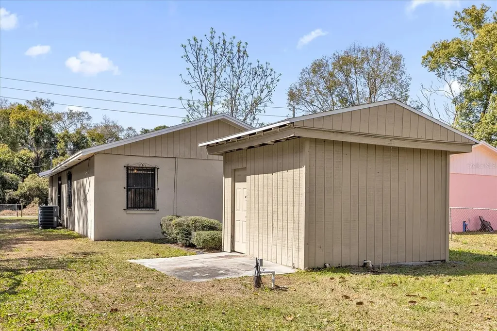 1079 N Lakewood Avenue Ocoee FL 34761