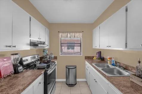 1079 N Lakewood Avenue Ocoee FL 34761