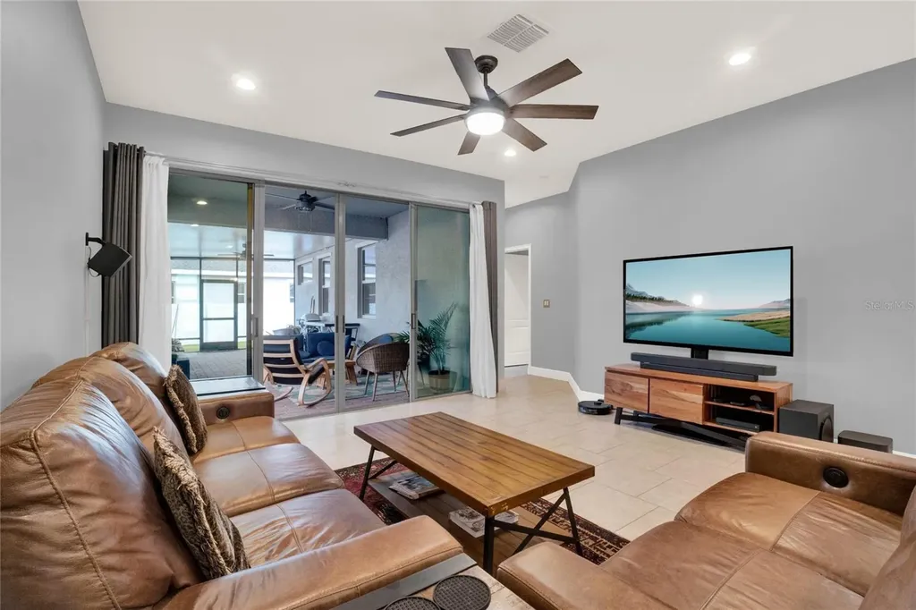 3005 Crispin Circle Harmony FL 34773